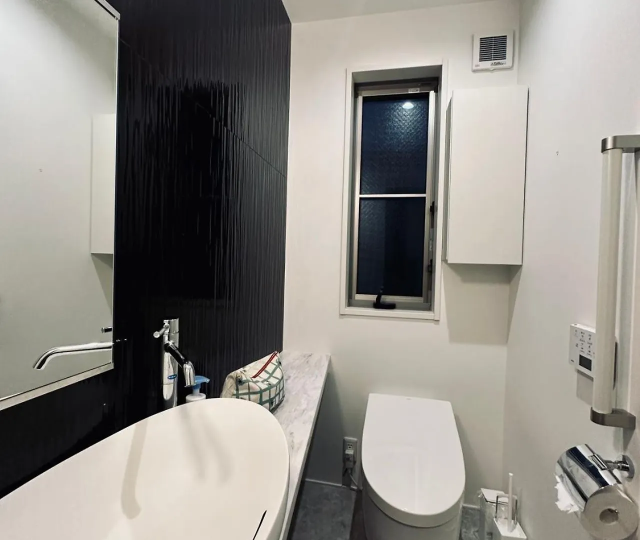 Zut Shinjuku House Aparthotel Tokyo Japan